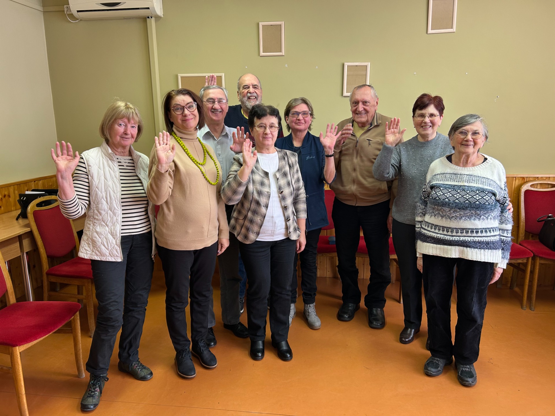 A Kiugró light csapata; kattints a róluk és velük készült tv-adáshoz